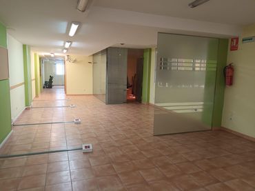 Rez-de-chaussée avec ascenseur à vendre à Sant Josep - Zona Hospital