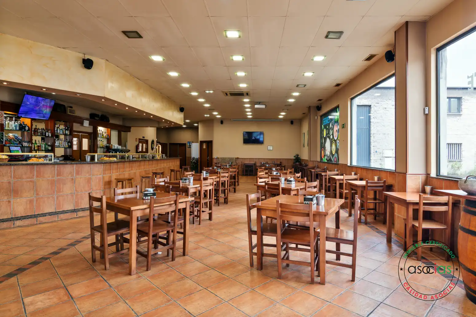 Gewerbefläche zum Verkauf in Gijón - CL DE LA FORJA