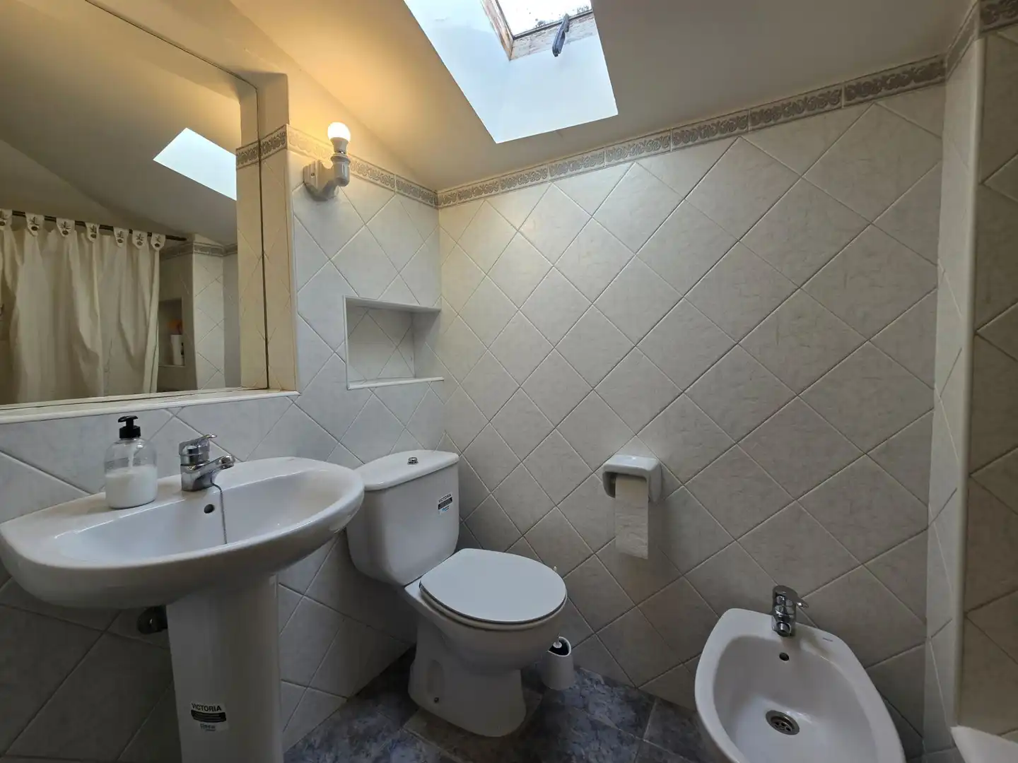 Baño de Casa o chalet en venta en Villaviciosa con Calefacción y Jardín privado