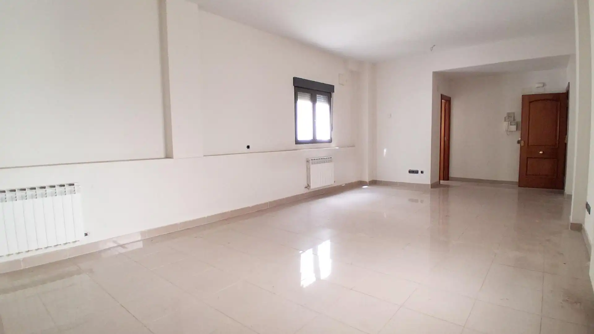 Wohnzimmer von Büro zum Verkauf in Béjar