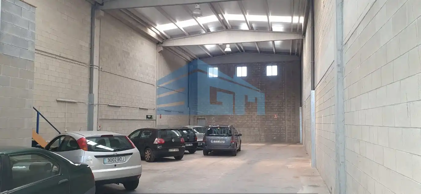 Industriegebäude zur Miete in O Milladoiro, imagen 2