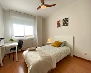 Bedroom of Flat to share in Majadahonda  with Heating, Private garden and Swimming Pool