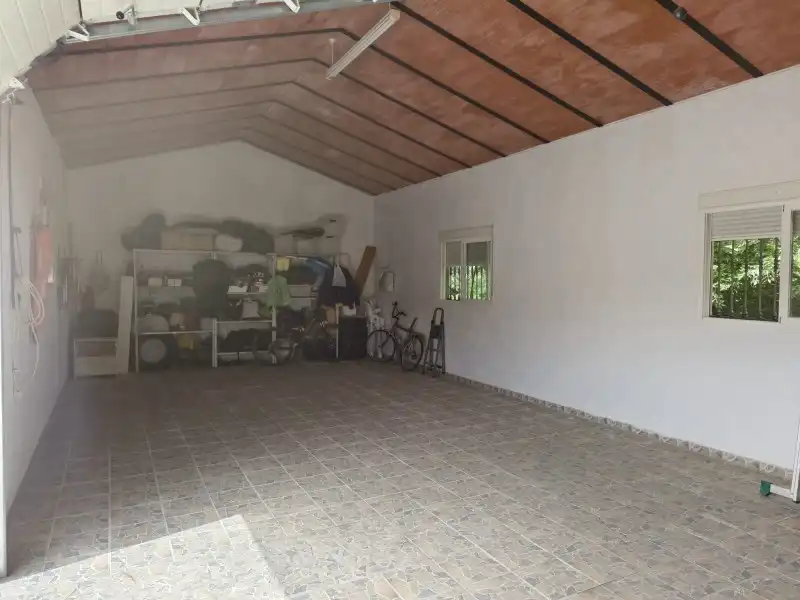 Finca rústica en venta en Lucena con Aire acondicionado, Terraza y Piscina