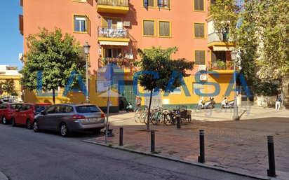 Exterior view of Flat for sale in  Sevilla Capital