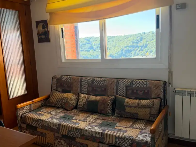 Sala de estar de Piso de alquiler en Viana do Bolo, Ourense