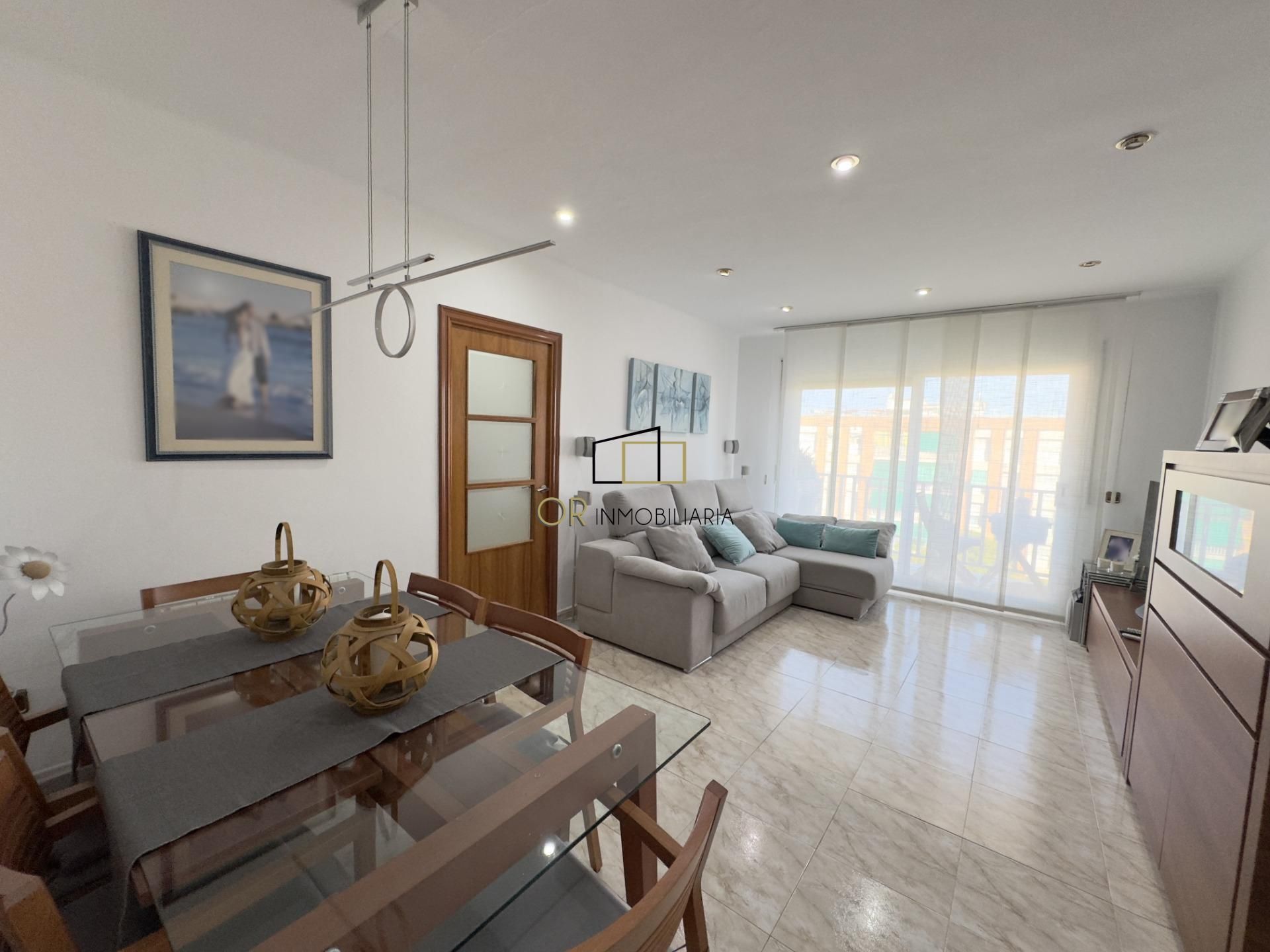 Sala d'estar de Pis en venda en Vilafranca del Penedès amb Aire condicionat, Calefacció i Terrassa