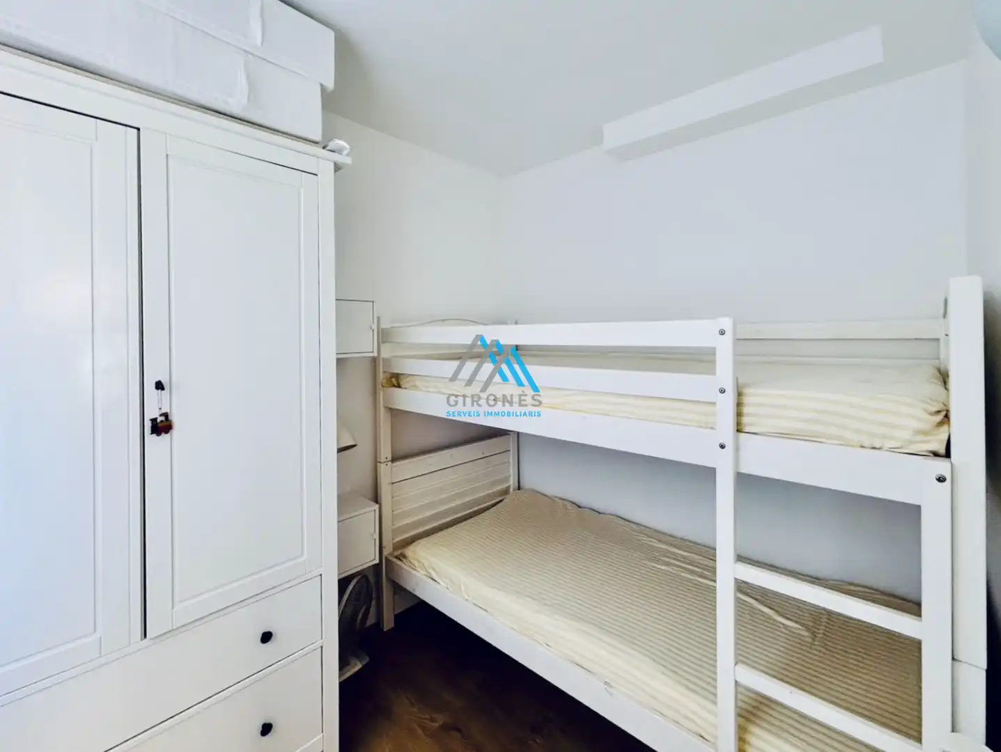 Dormitori de Apartament de lloguer en Santa Cristina d'Aro amb Parquet i Terrassa