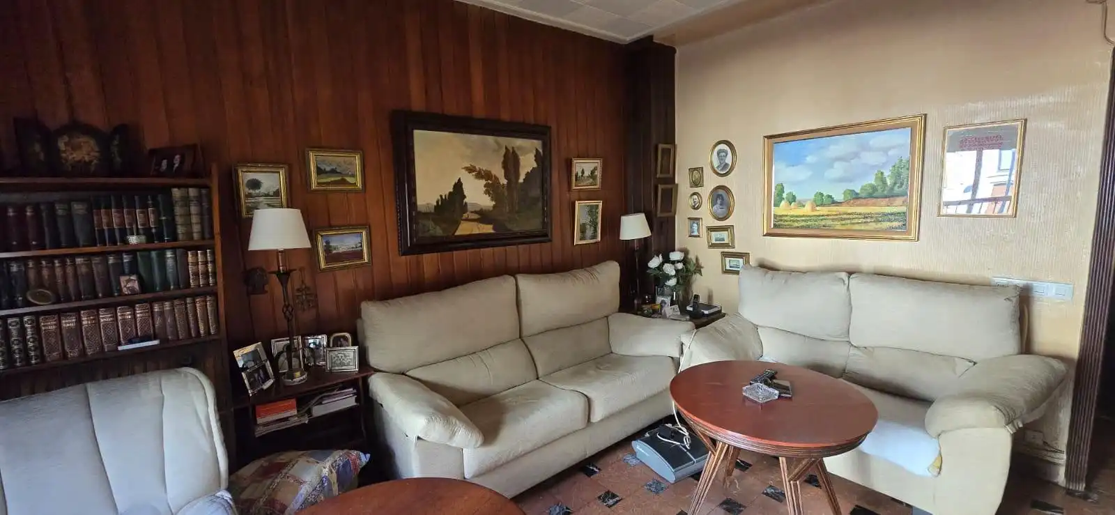 Living room of Flat for sale in Sevilla  with Air Conditioner, Terrace and Storage room