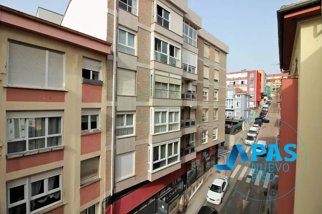 Vista exterior de Piso en venta en Santander con Calefacción, Terraza y Trastero
