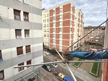 Wohnung mit Balkon zum Verkauf in Gordóniz Kalea