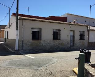 Vista exterior de Casa o xalet en venda en Arenas de San Juan 
