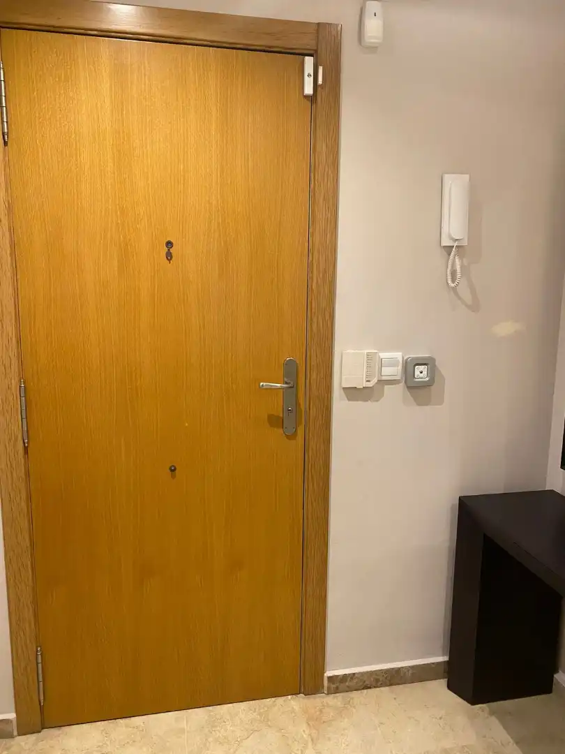 Wohnung zur Miete in Albal mit Klimaanlage, Terrasse und Möbliert
