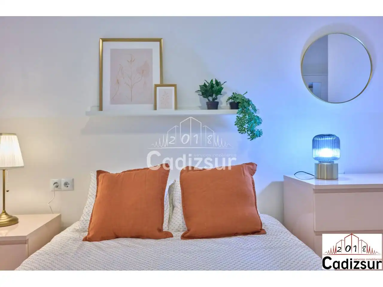 Habitación de Piso en venta en Cádiz con Trastero y Amueblado