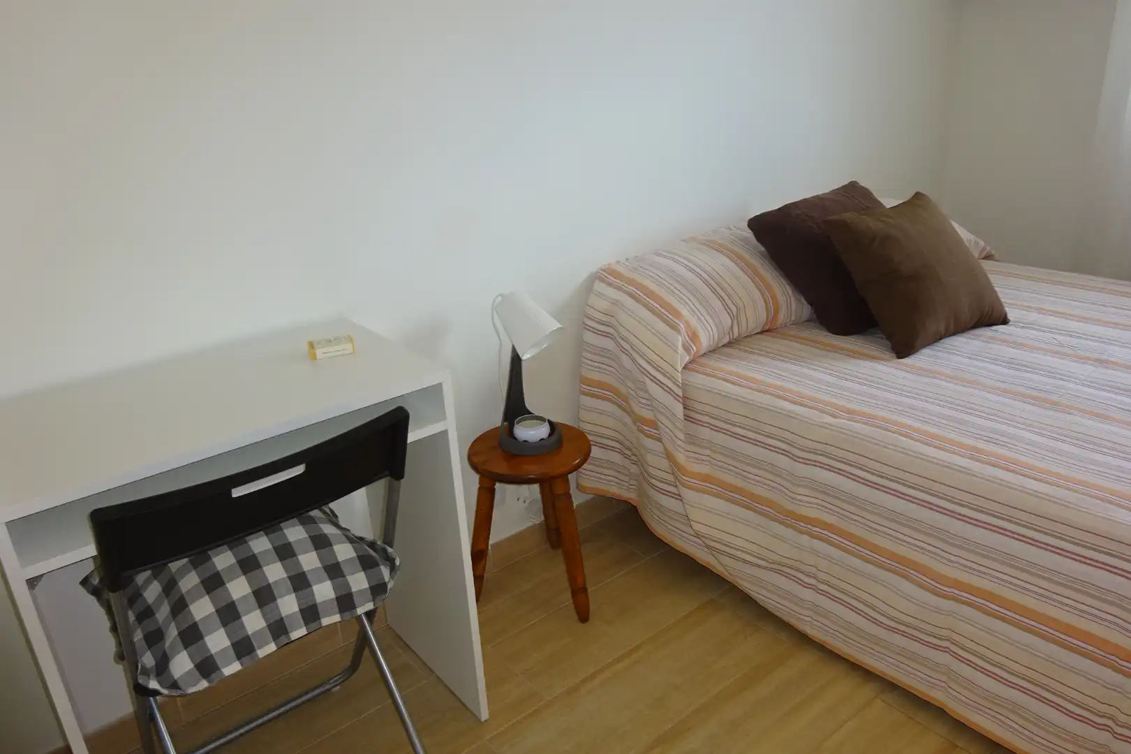 Flat for rent in Carrer de Bordeus, Barri de les Corts