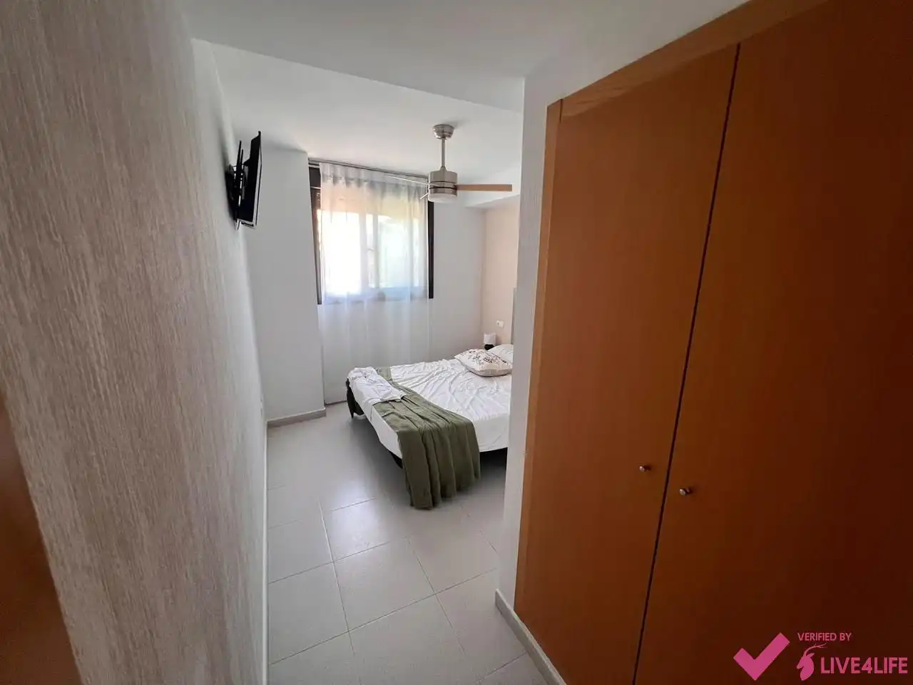 Habitación de Piso de alquiler en Valencia con Aire acondicionado y Amueblado