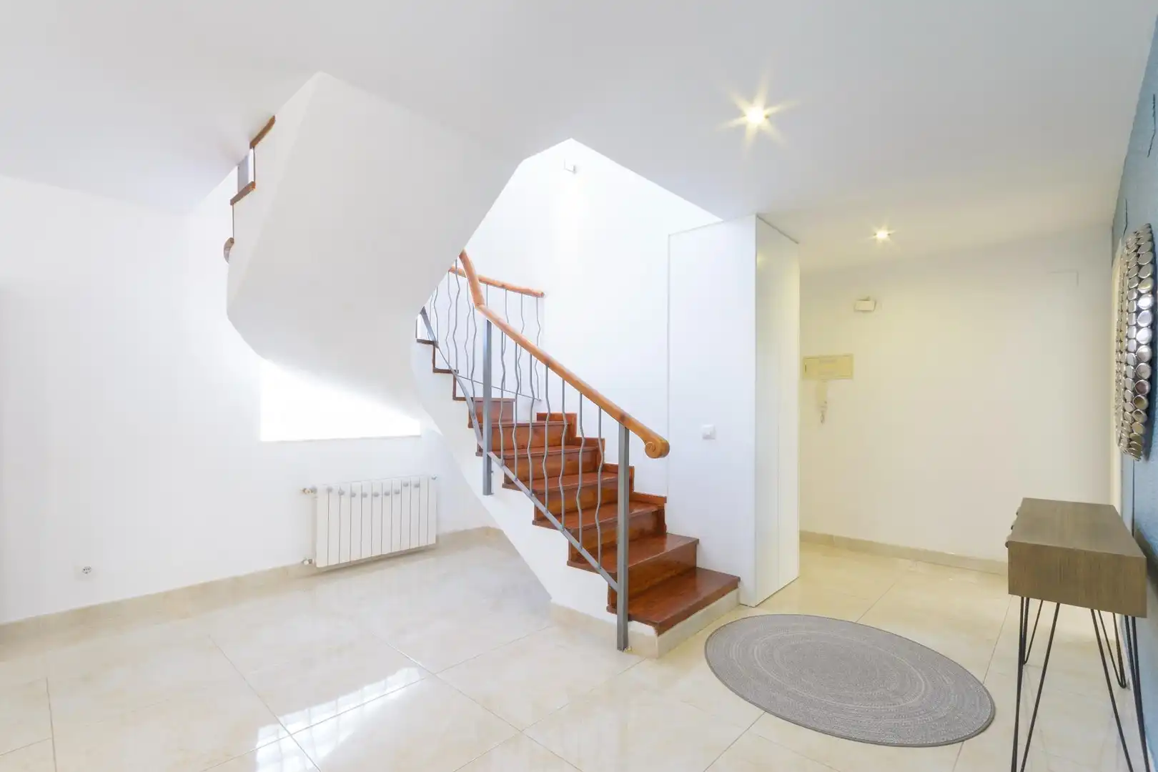 Maisonette zum Verkauf in Gandia mit Klimaanlage, Heizung und Privatgarten