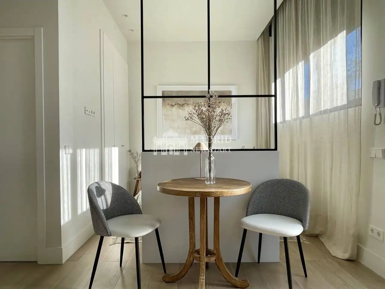 Comedor de Loft de alquiler en Madrid con Aire acondicionado, Calefacción y Amueblado
