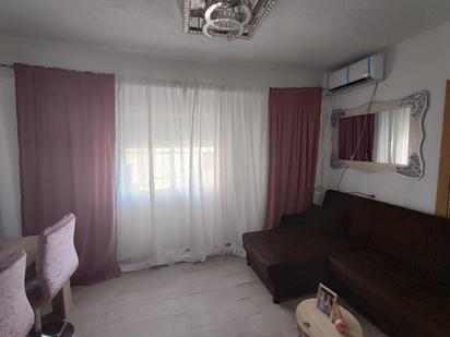 Bedroom of Flat for sale in Alicante / Alacant  with Furnished