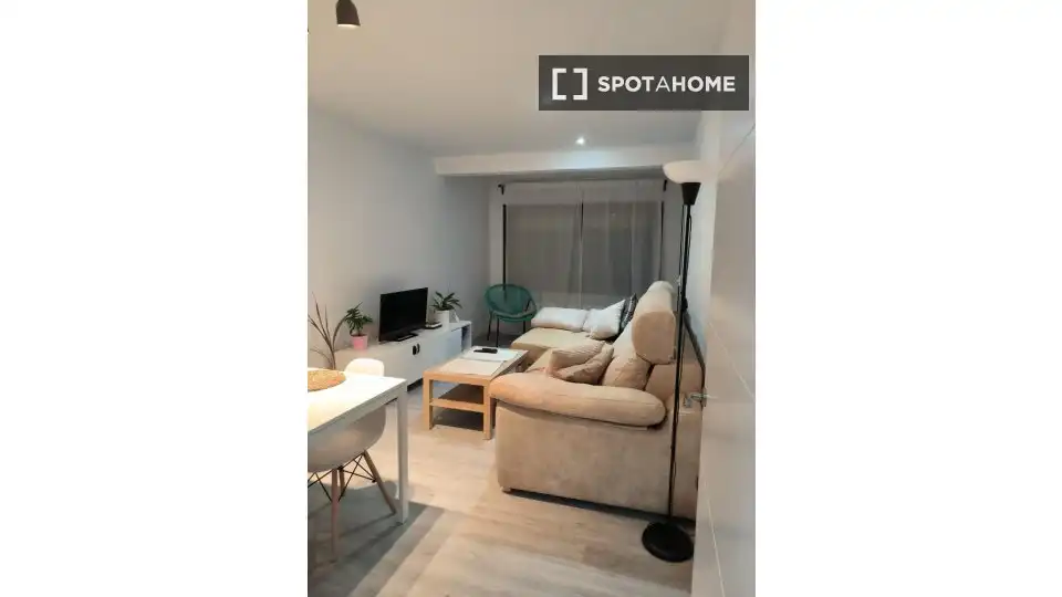 Habitación en Sant Adrià de Besòs, Barcelona