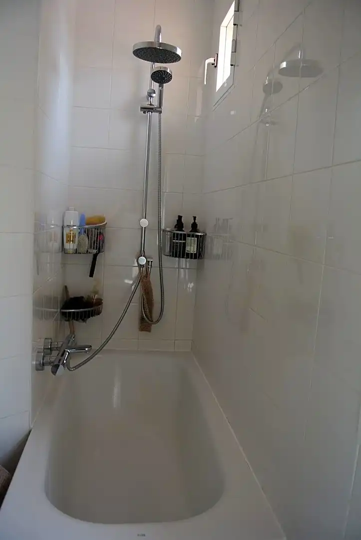 Baño de Piso de alquiler en Madrid con Aire acondicionado, Calefacción y Balcón