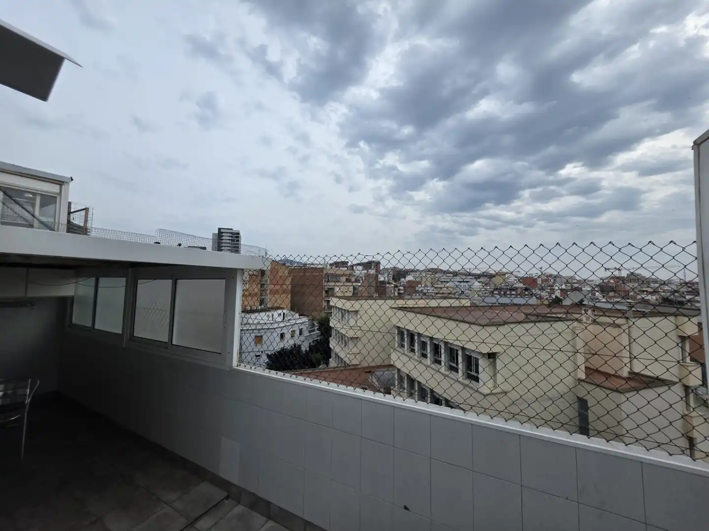 Terraza de Ático en venta en L'Hospitalet de Llobregat con Aire acondicionado, Calefacción y Terraza
