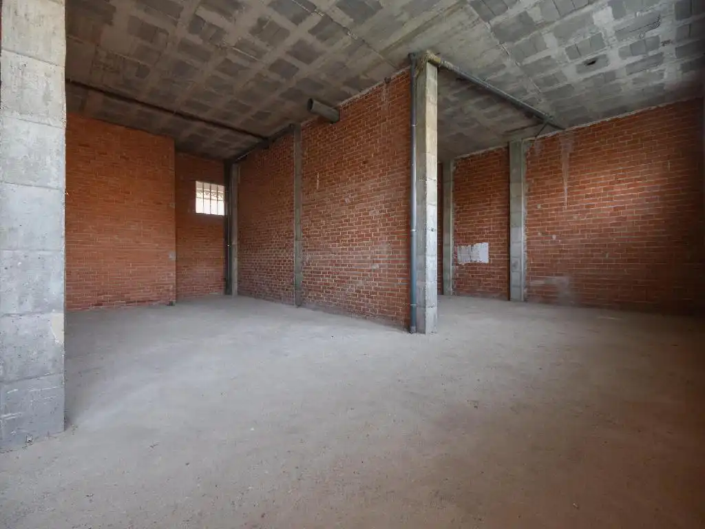 Local commercial à vendre à Carrer de Carmen Amaya, imagen 6