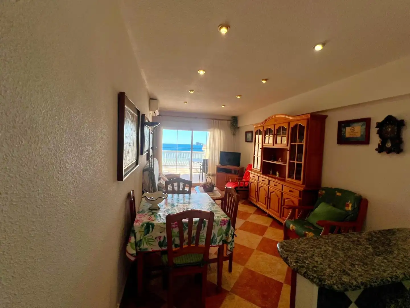 Comedor de Piso en venta en Benidorm con Aire acondicionado, Terraza y Amueblado