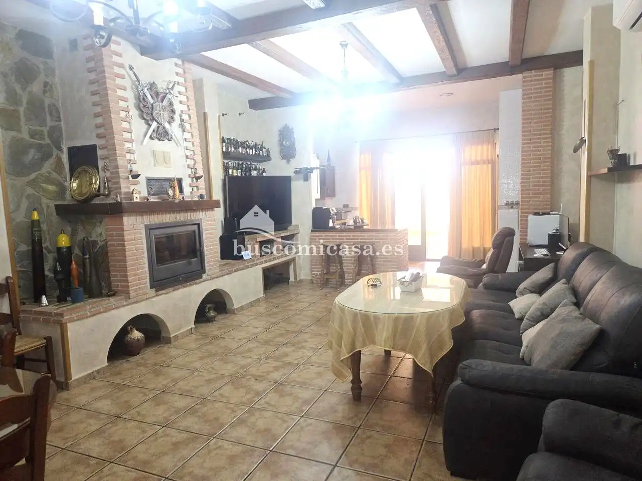 Sala d'estar de Casa adosada en venda en Torredonjimeno amb Aire condicionat, Calefacció i Piscina