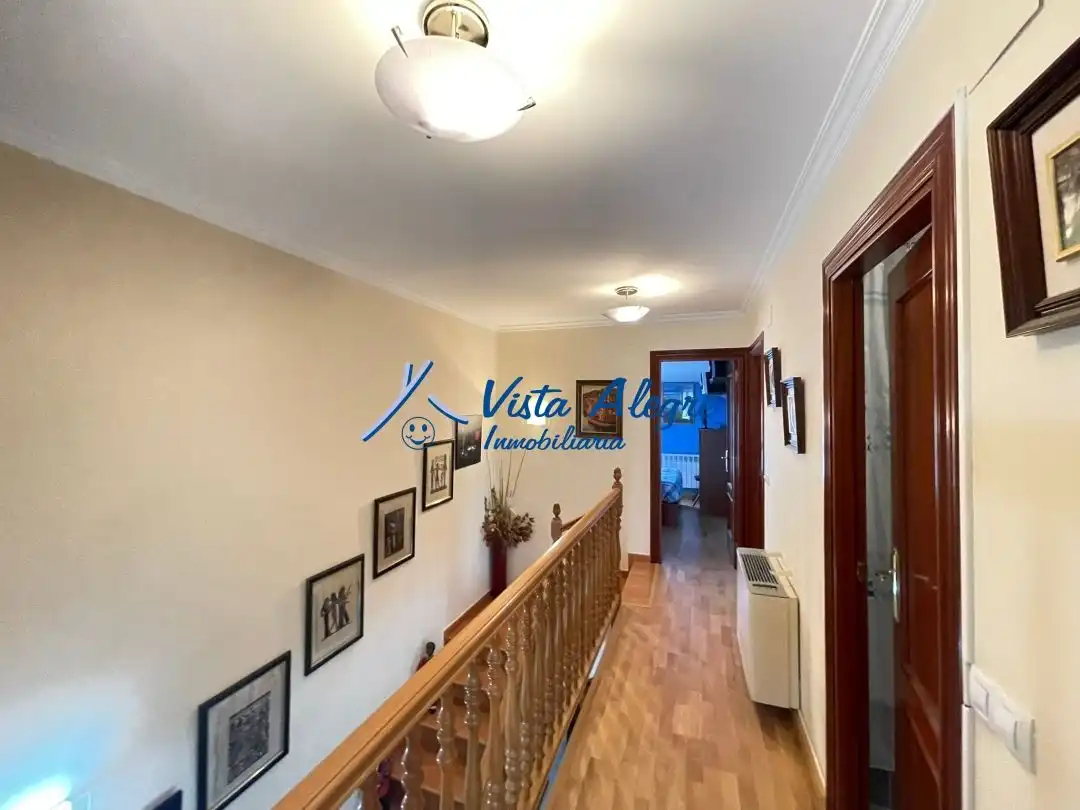 Detached homes for sale in Anguciana  with Heating, Private garden and Terrace