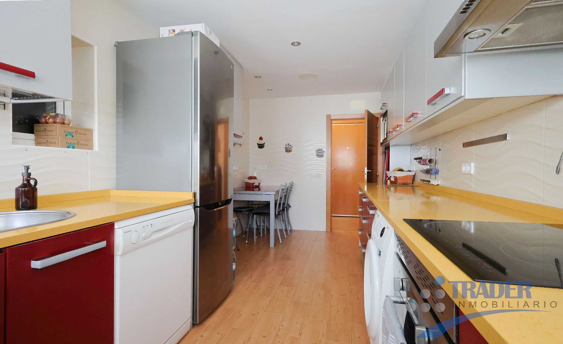 Kitchen of Flat for sale in Móstoles  with Air Conditioner, Heating and Community pool