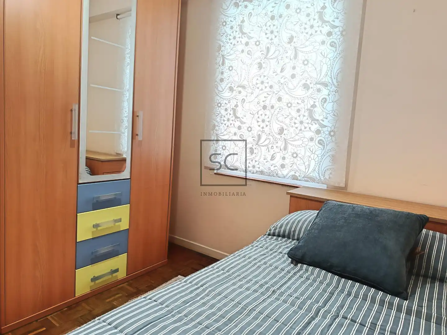Habitación de Piso en venta en Pontedeume con Calefacción y Amueblado