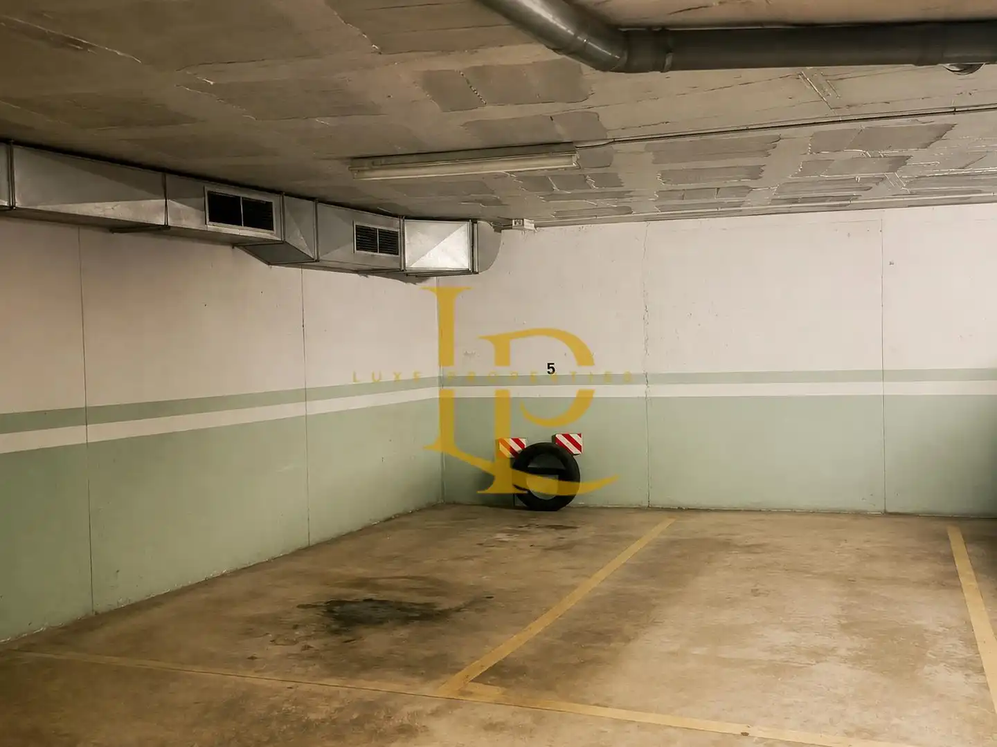 Duplex with terrace for sale in Carrer de la Mare de Déu de Lourdes, imagen 31