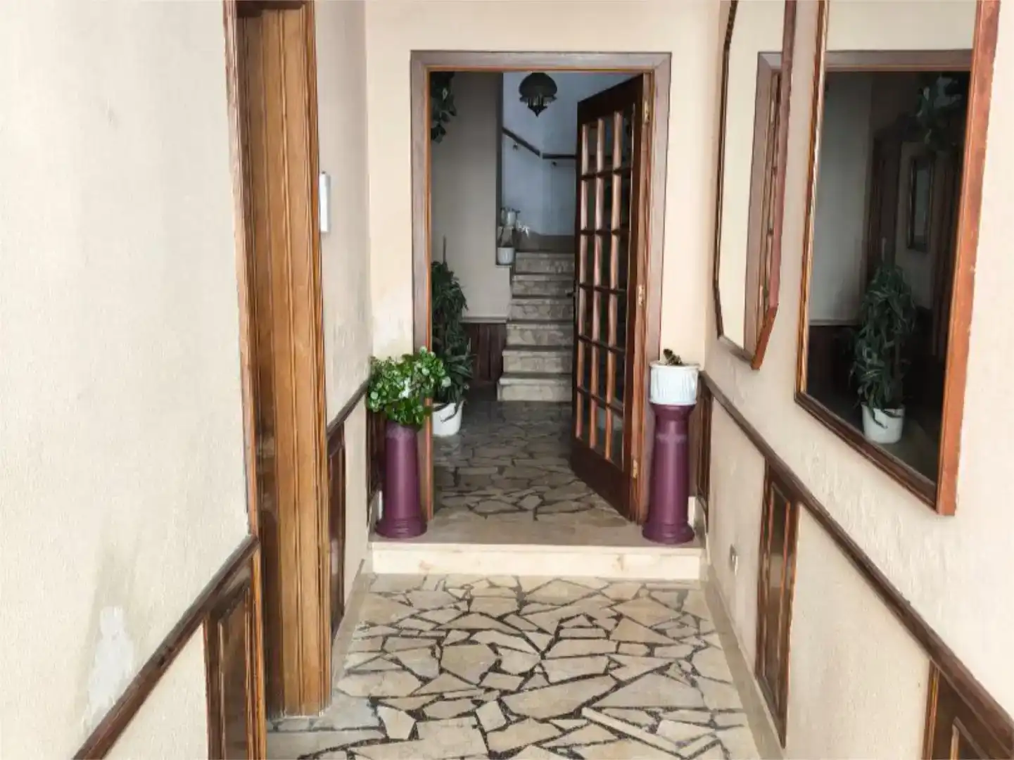 Casa adosada en venta en Vigo  con Parquet, Trastero y Amueblado