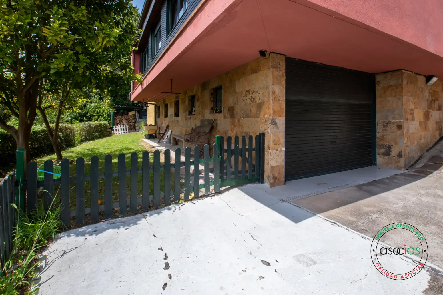 Vista exterior de Casa o chalet en venta en Colunga con Calefacción, Jardín privado y Terraza