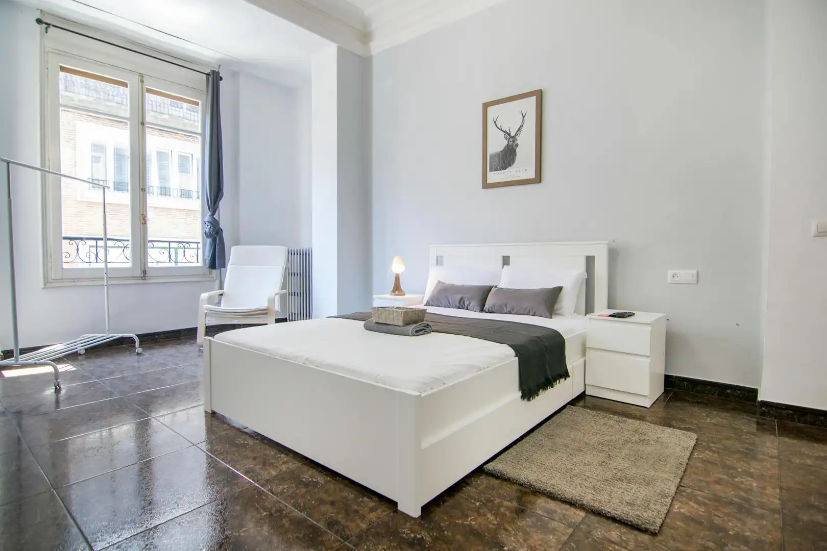 Bedroom of Flat for share in Valencia  with Heating, Washing machine and TV