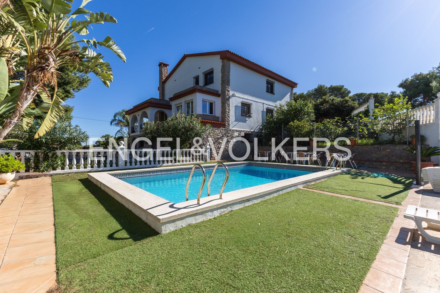 Vista exterior de Casa o chalet en venta en Oropesa del Mar / Orpesa con Aire acondicionado, Calefacción y Jardín privado