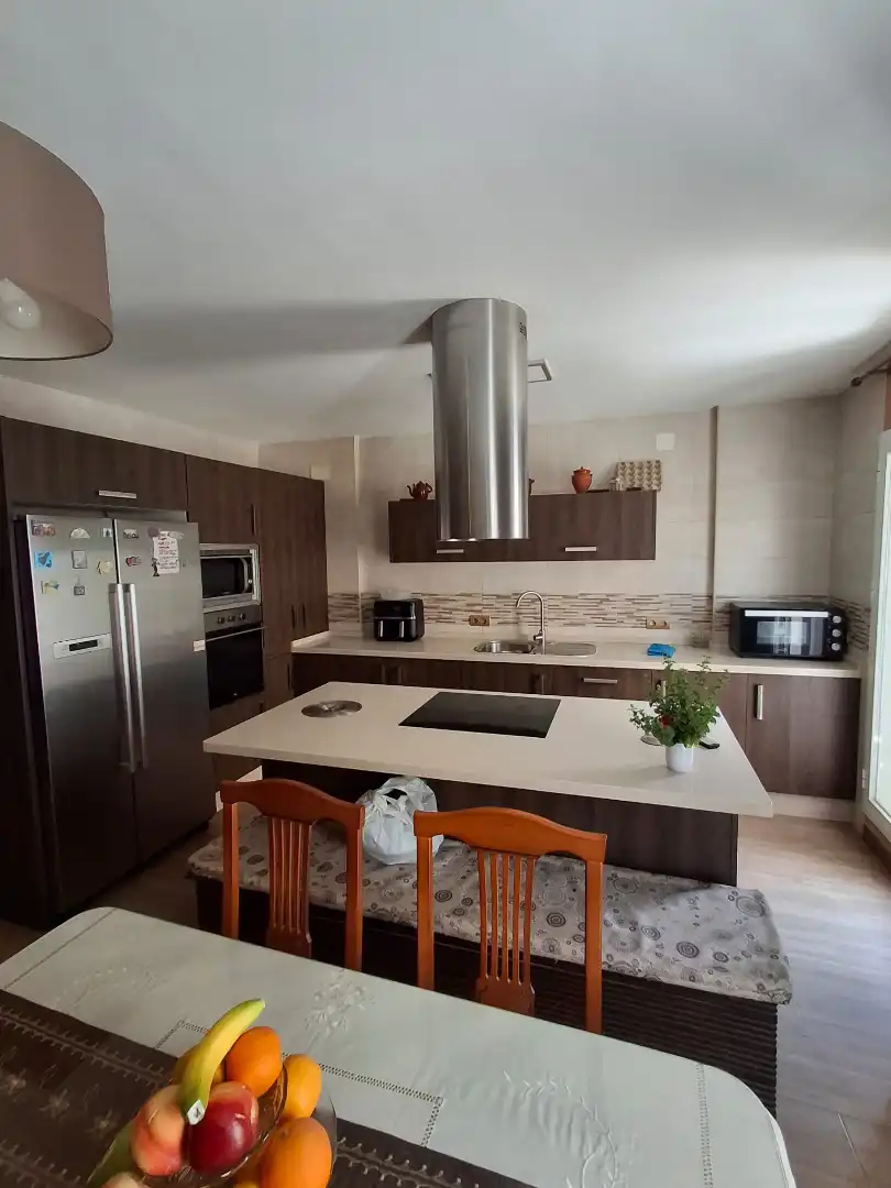 Cuina de Casa o xalet en venda en Dos Hermanas amb Aire condicionat, Terrassa i Traster