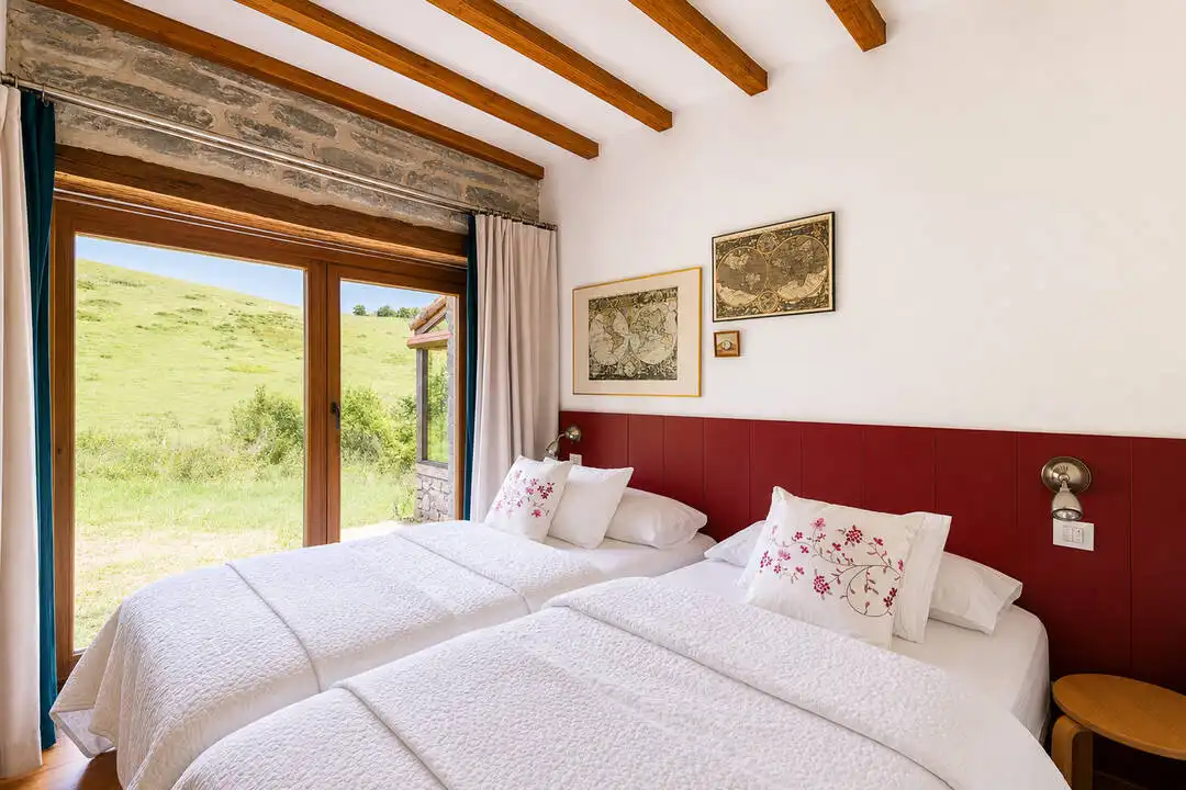 Habitación de Casa o chalet en venta en Ayala / Aiara con Aire acondicionado, Calefacción y Jardín privado