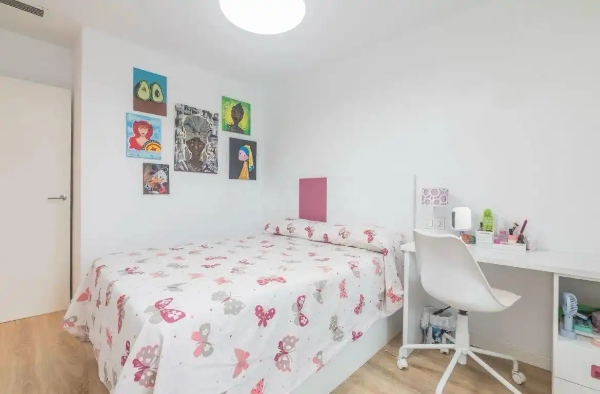 Bedroom of Attic for sale in Elche / Elx  with Air Conditioner, Private garden and Terrace