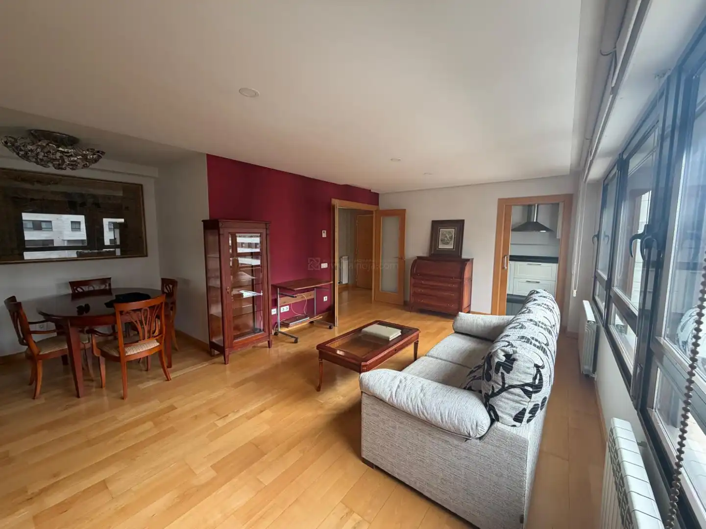 Sala de estar de Piso en venta en  Logroño con Calefacción, Parquet y Terraza