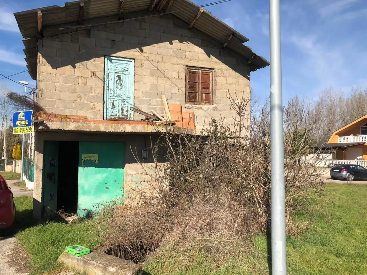 Vista exterior de Residencial en venda en Ponferrada
