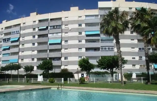 Außenansicht von Wohnungen zur Miete in El Campello mit Klimaanlage, Heizung und Terrasse