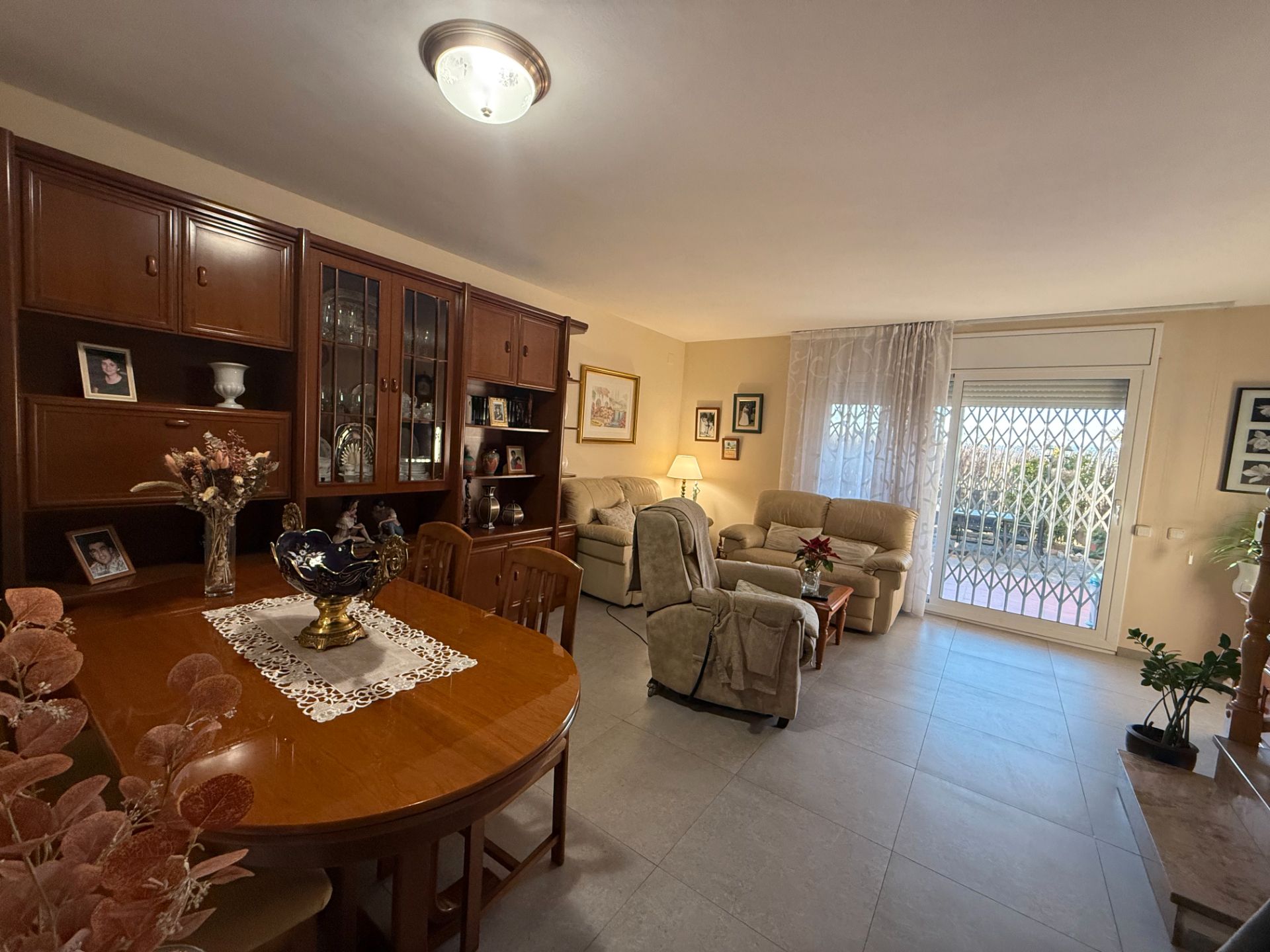 Single-family semi-detached for sale in Abrera