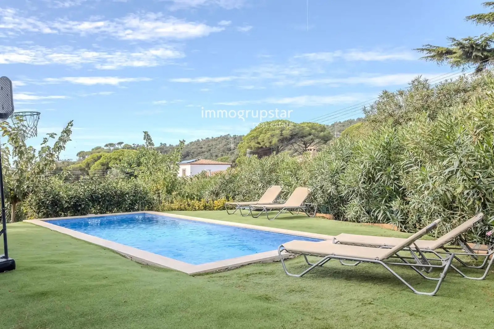 Casa o xalet en venda a Noguera, 5, Los Pinos - Politur