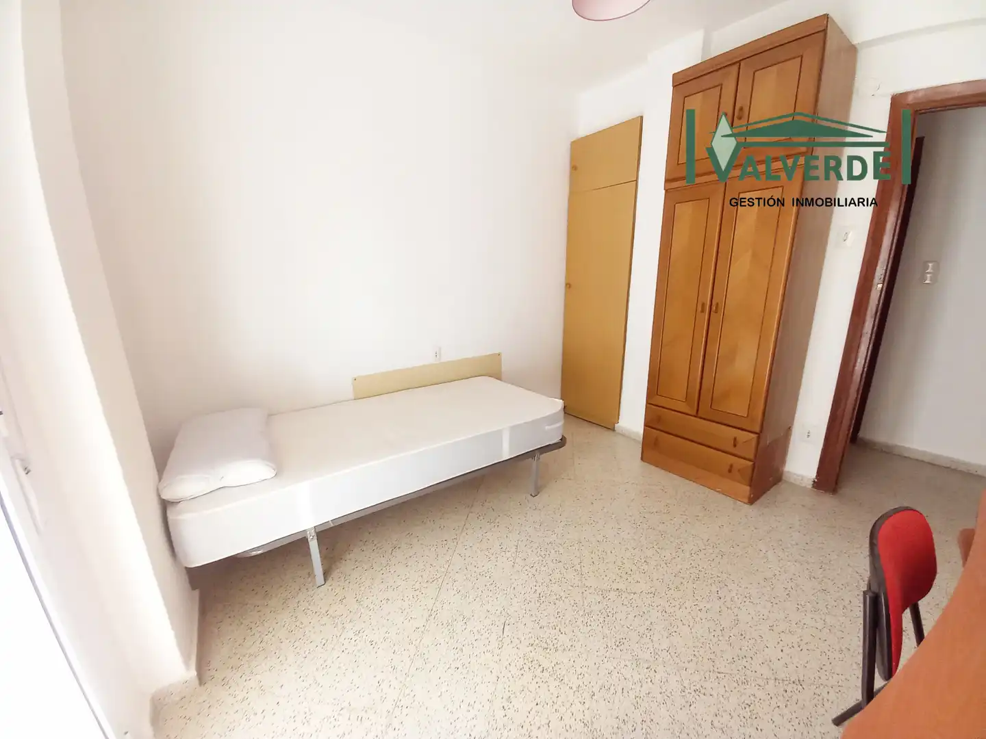 Schlafzimmer von Wohnung zur Miete in Granada mit Heizung, Möbliert und Waschmaschine