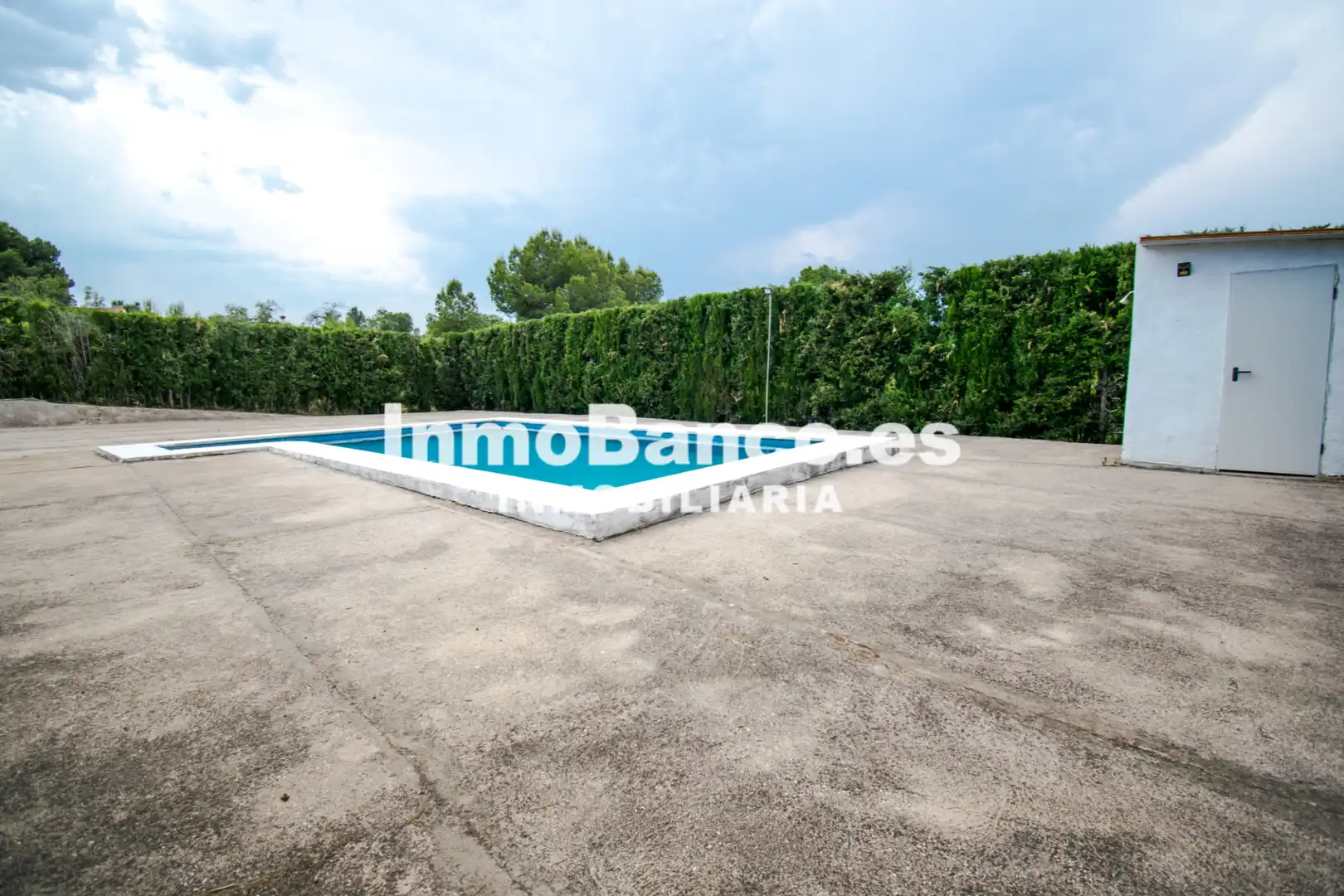 Piscina de Finca rústica en venta en Montserrat con Jardín privado y Piscina