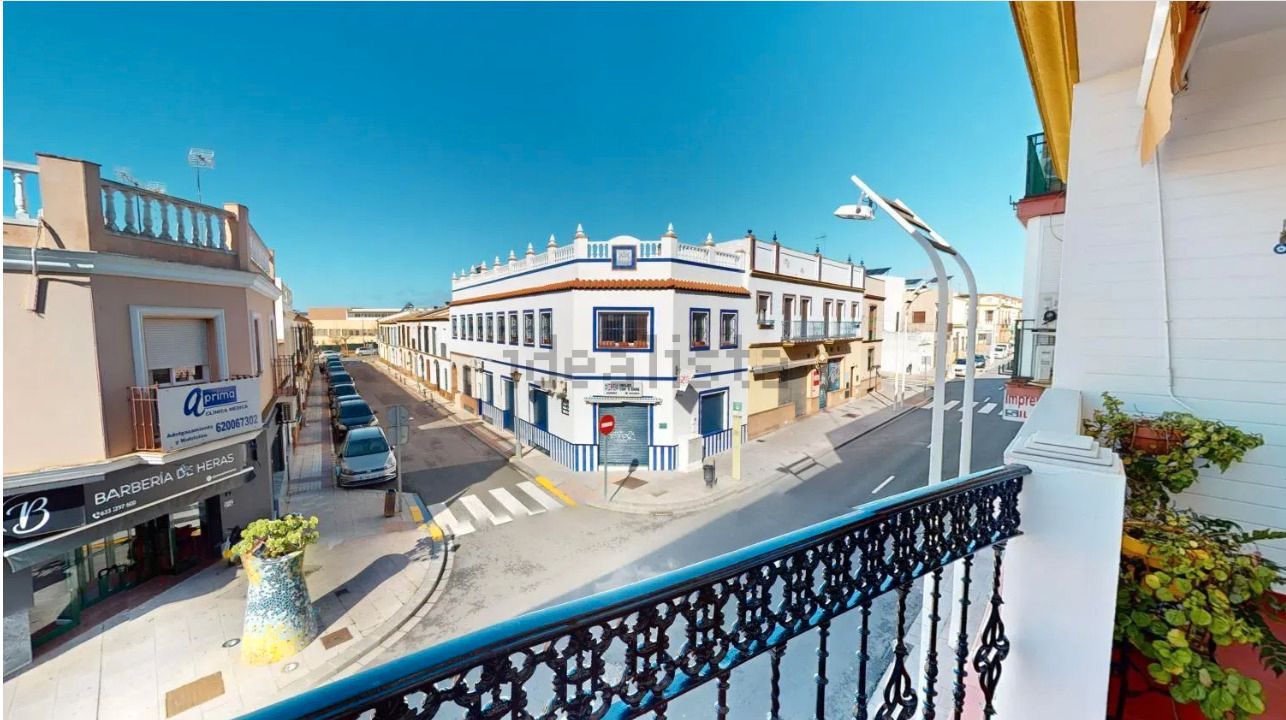 Vista exterior de Apartament en venda en Alcalá de Guadaira