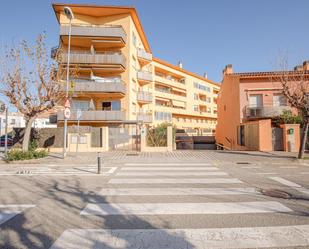 Vista exterior de Dúplex en venda en Figueres amb Aire condicionat, Terrassa i Balcó