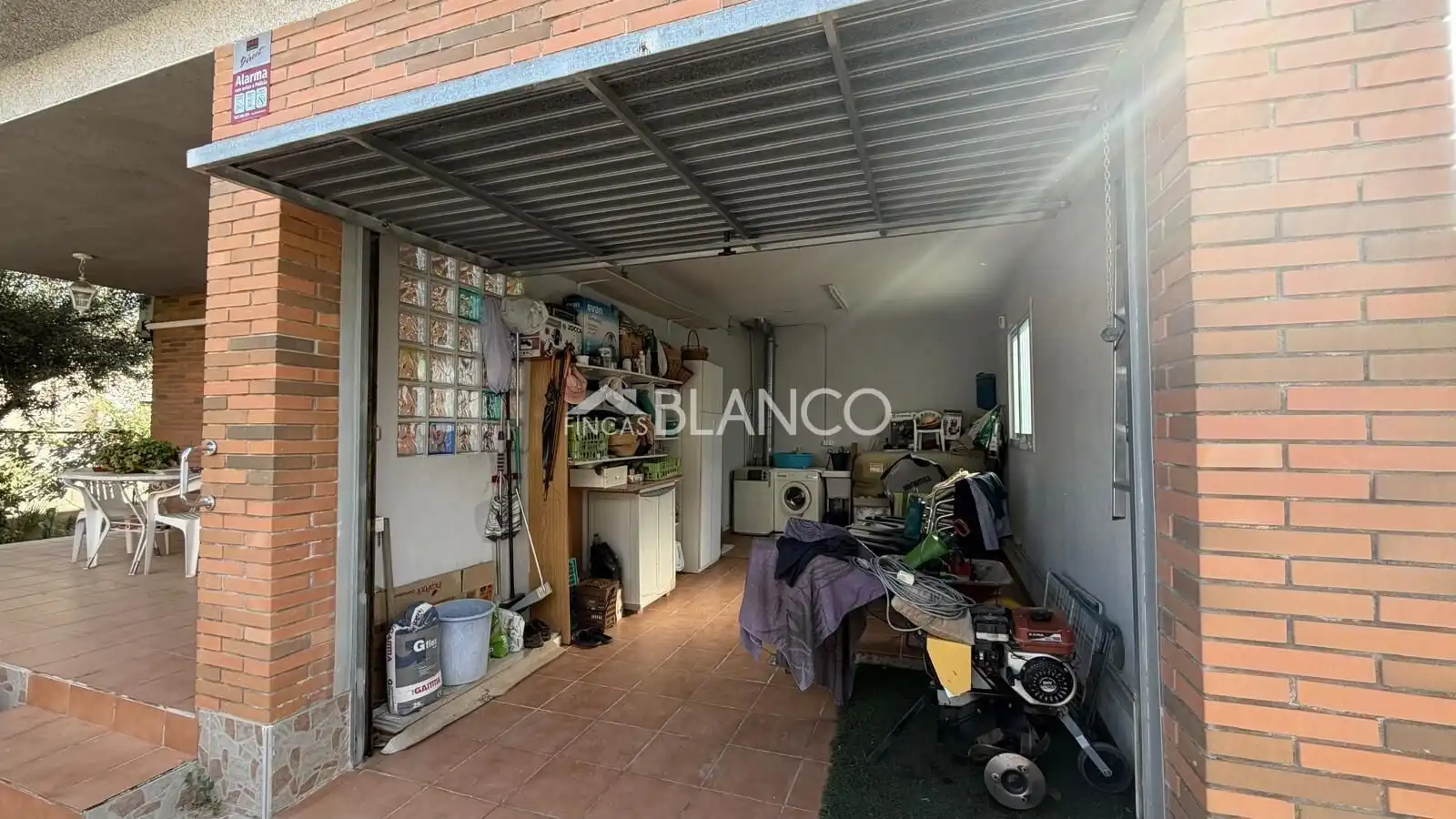 Houses for sale in Piera  with Air Conditioner and Heating