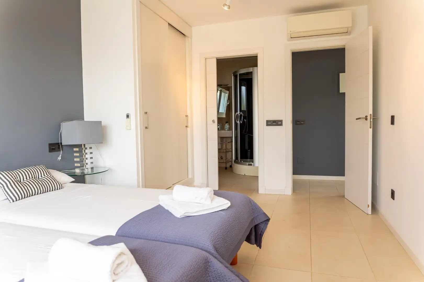 Villa zum Verkauf in Carrer Cristòfor Colom, imagen 25